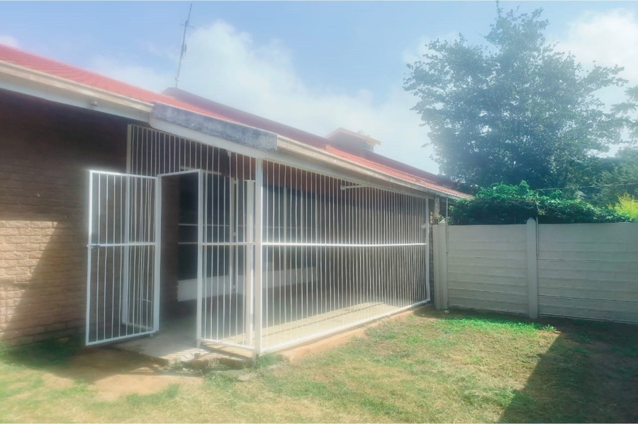 To Let 2 Bedroom Property for Rent in Rustenburg Central North West